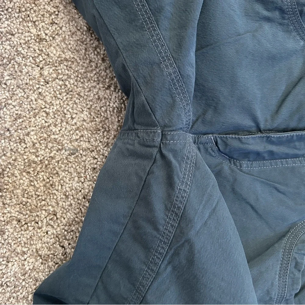 Kuhl Splash Roll Up Pants in Metal Blue. EUC. UPF 50. Quick dry. Hiking. - Picture 8 of 16
